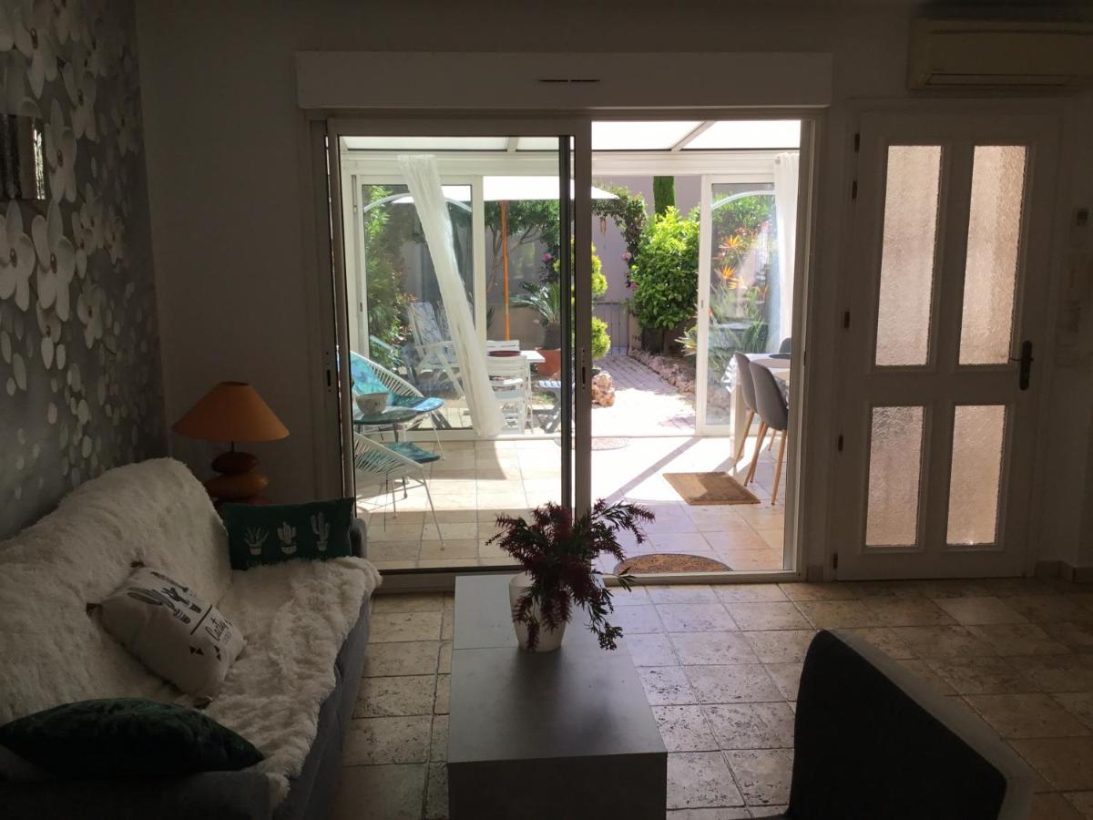 Apartmán Mistral Gagnant Fréjus Exteriér fotografie