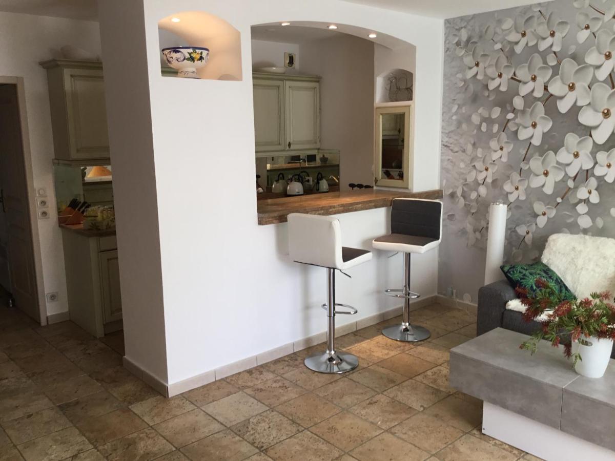 Apartmán Mistral Gagnant Fréjus Exteriér fotografie