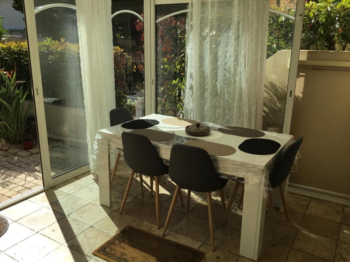 Apartmán Mistral Gagnant Fréjus Exteriér fotografie