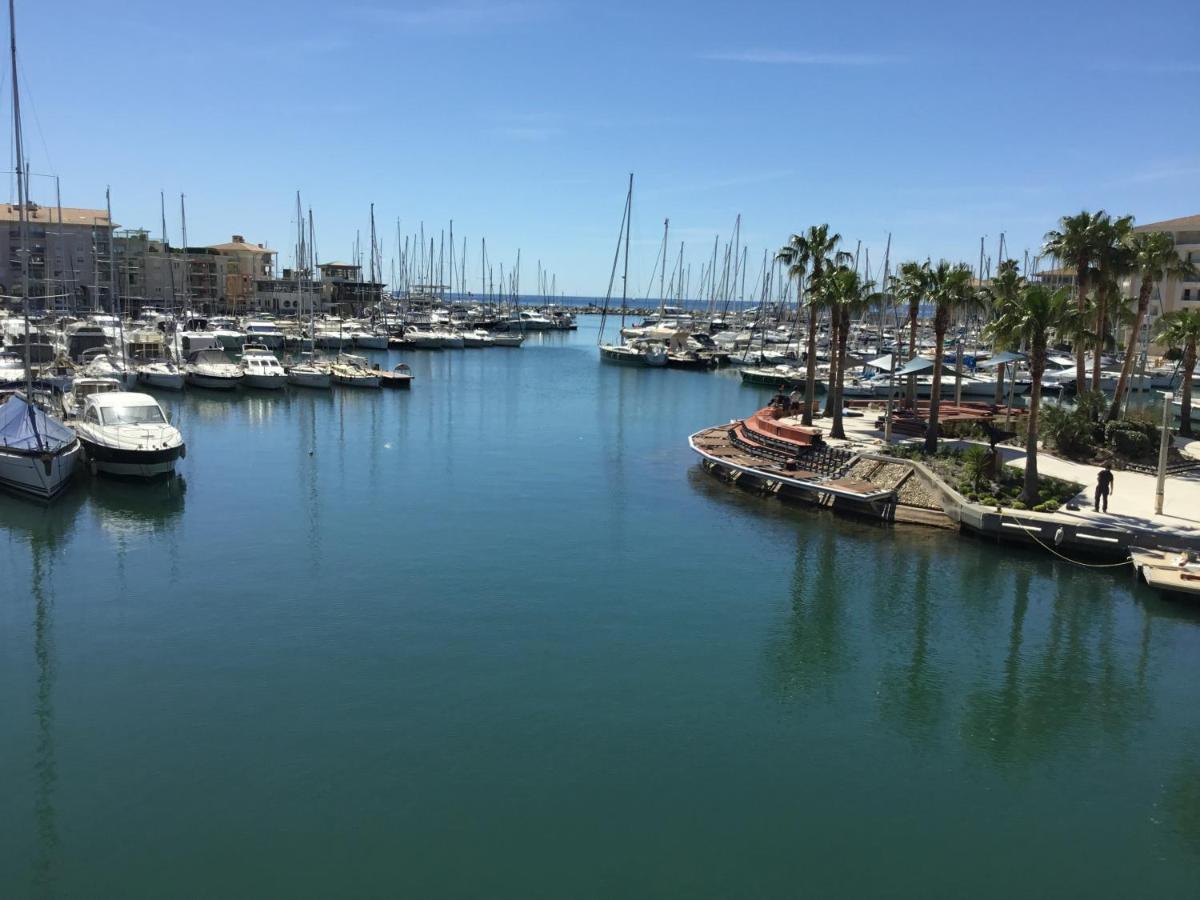 Apartmán Mistral Gagnant Fréjus Exteriér fotografie